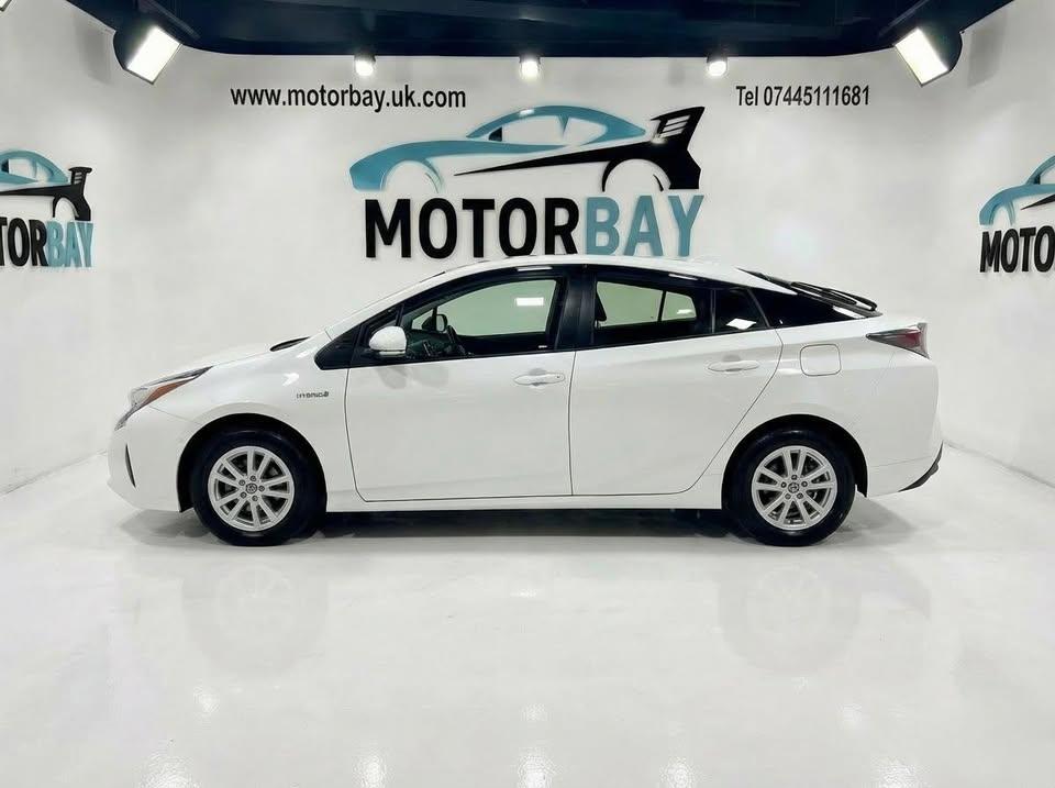 Toyota Prius - Image 3