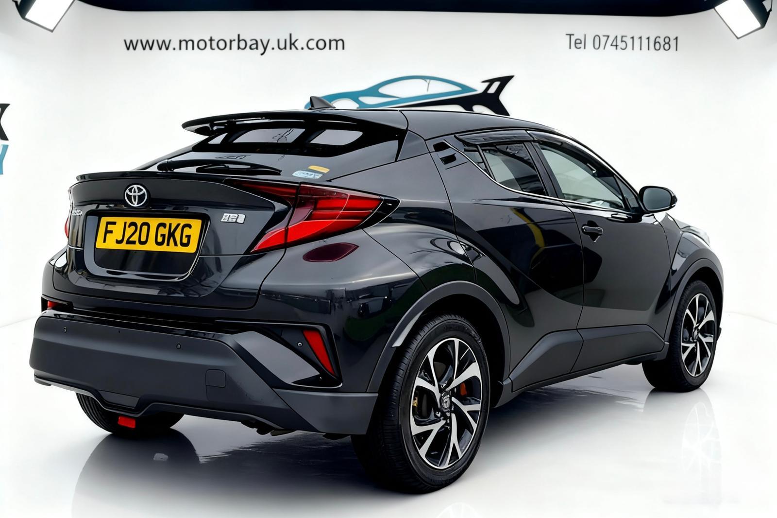 Toyota C-HR - Image 2