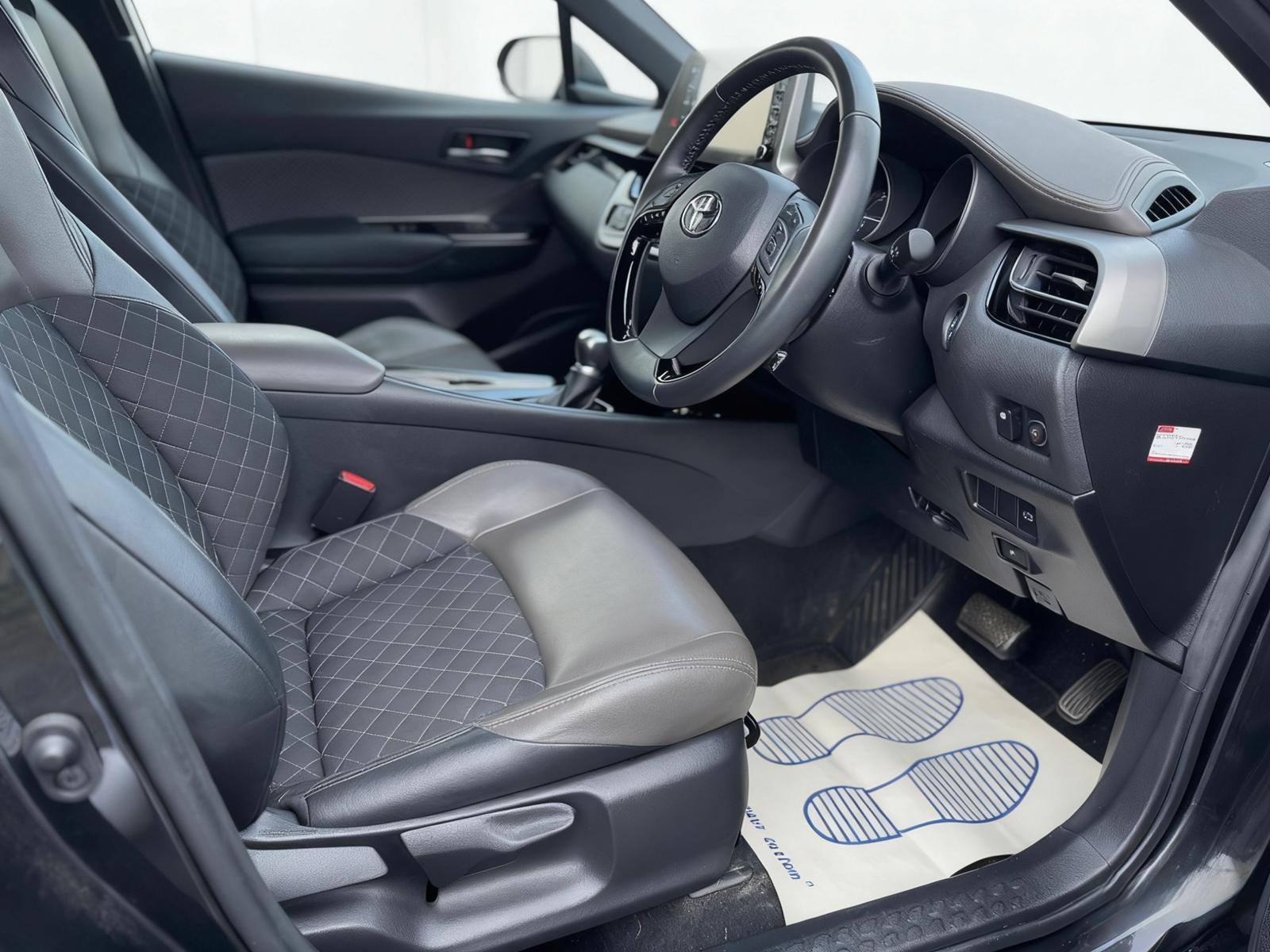 Toyota C-HR - Image 9
