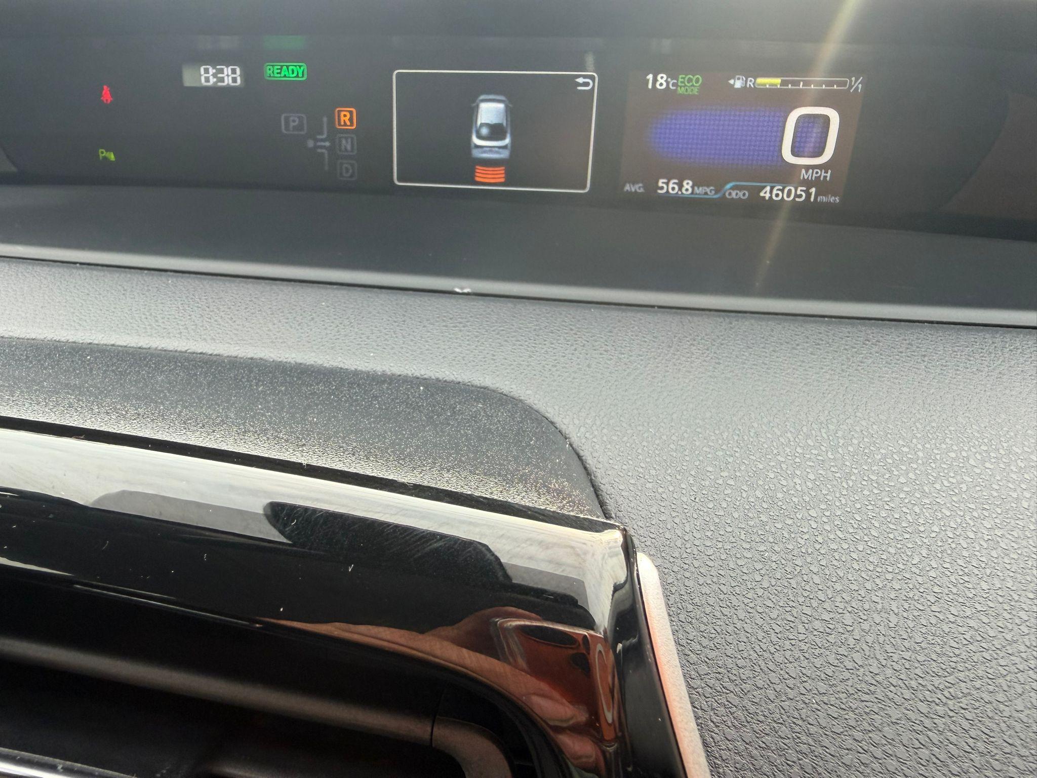 Toyota Prius - Image 13