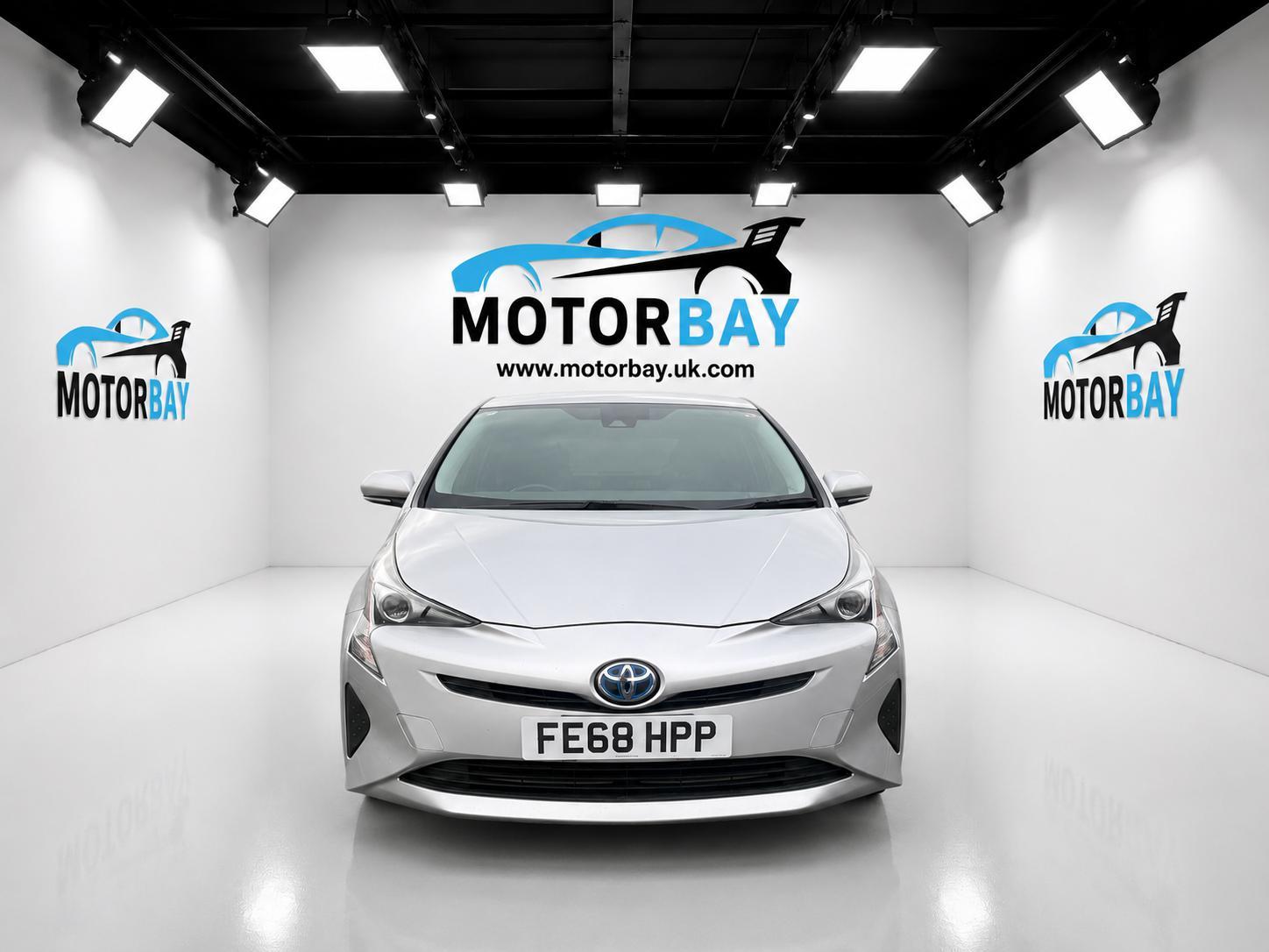 toyota Prius - Image 4