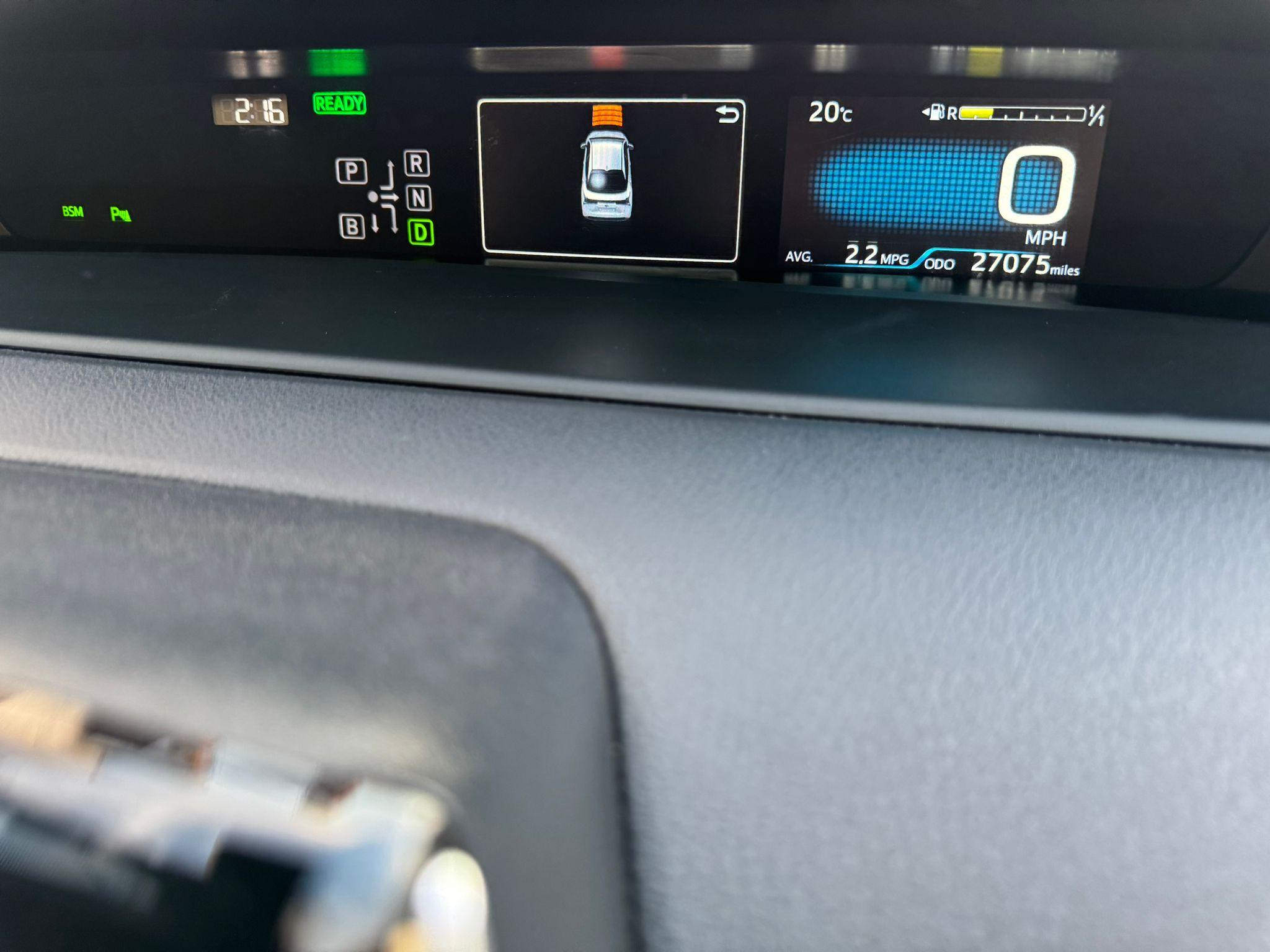 Toyota Prius - Image 19