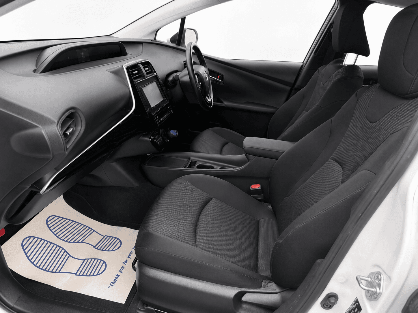 Toyota Prius - Image 9